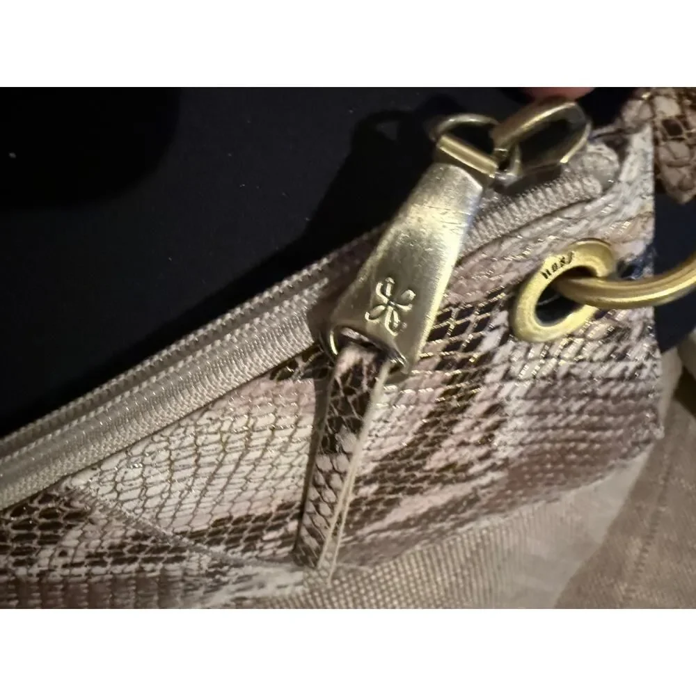 HOBO vida clutch